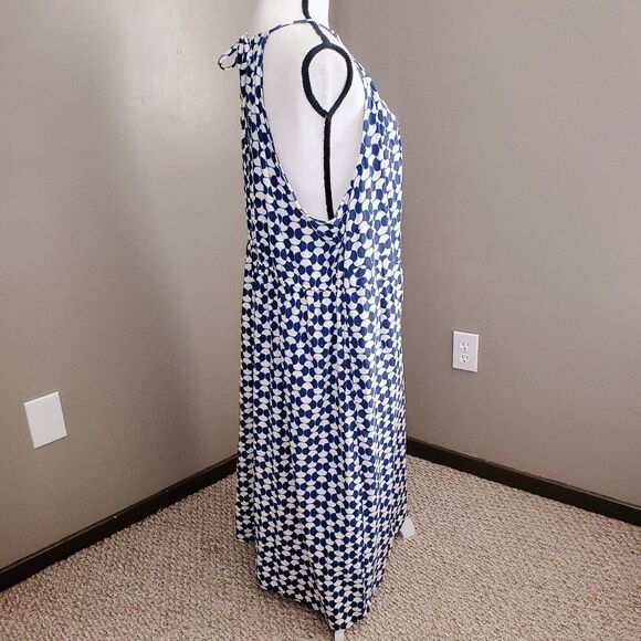 Ava & Viv Dress Women's Size 2X Blue White Geometric Halter Neck Pockets New - Picture 3 of 14